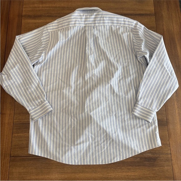 LL Bean Men's Wrinkle Resistant Long Sleeve Button Up Size 16 1/2-35 Light Blue - Picture 8 of 10